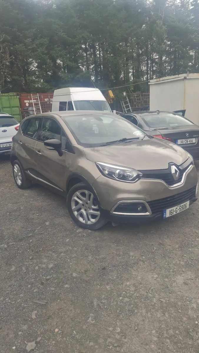 Renault Captur 2016 - Image 1