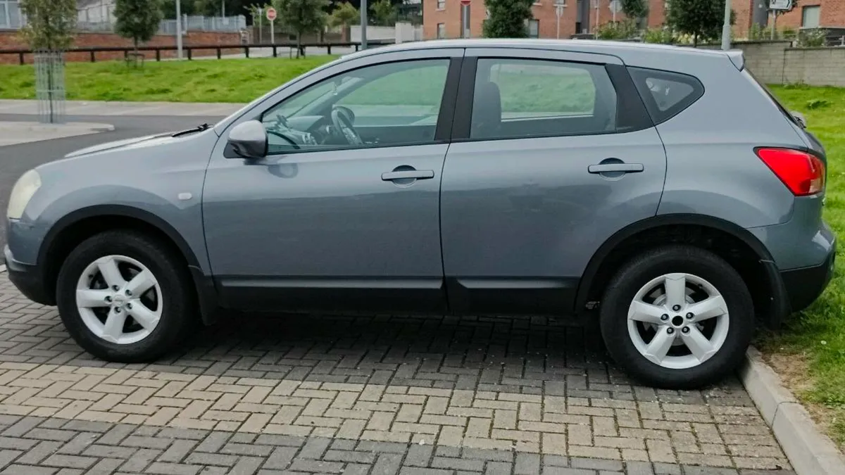 Nissan Qashqai (2007) Excellent condition - Image 2