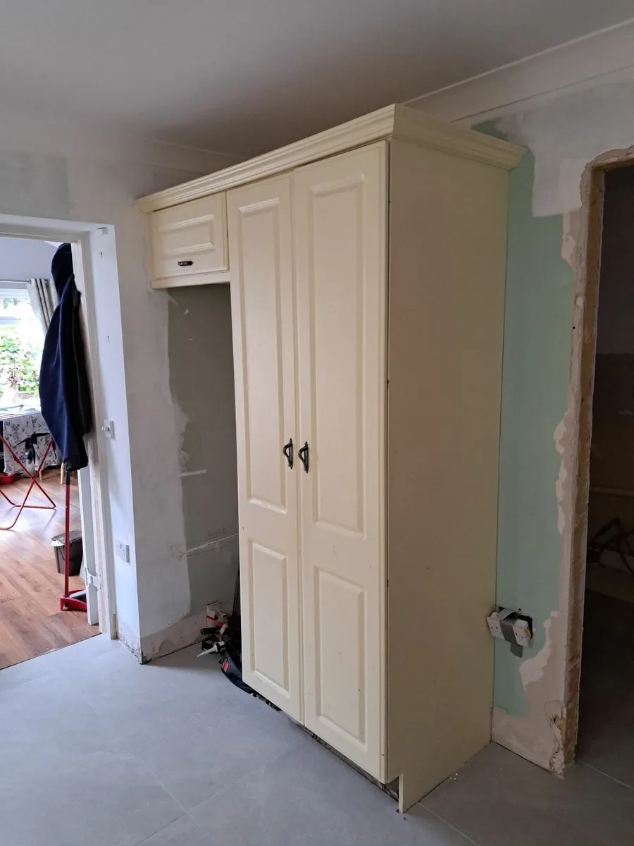 Kitchen - Image 2