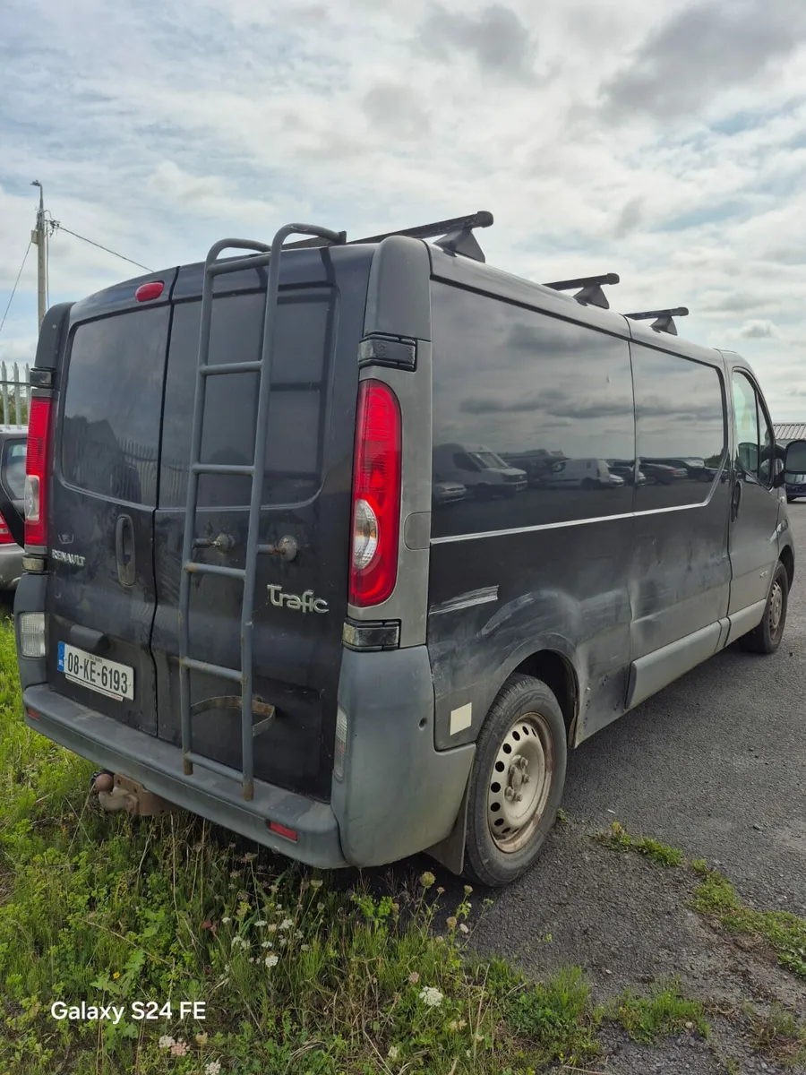 Renault traffic - Image 3
