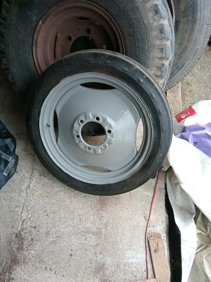 Fergus son 20 wheels - Image 2