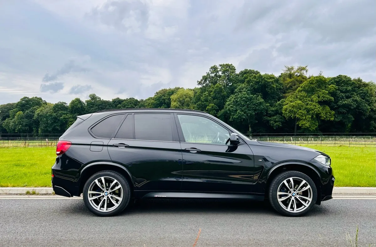 BMW X5 - Image 1