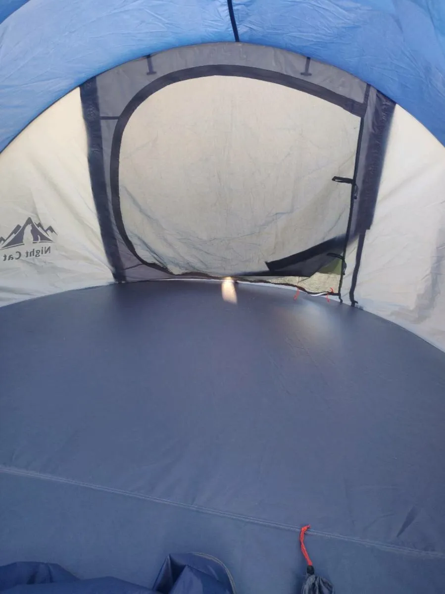 Pop up tent - Image 4