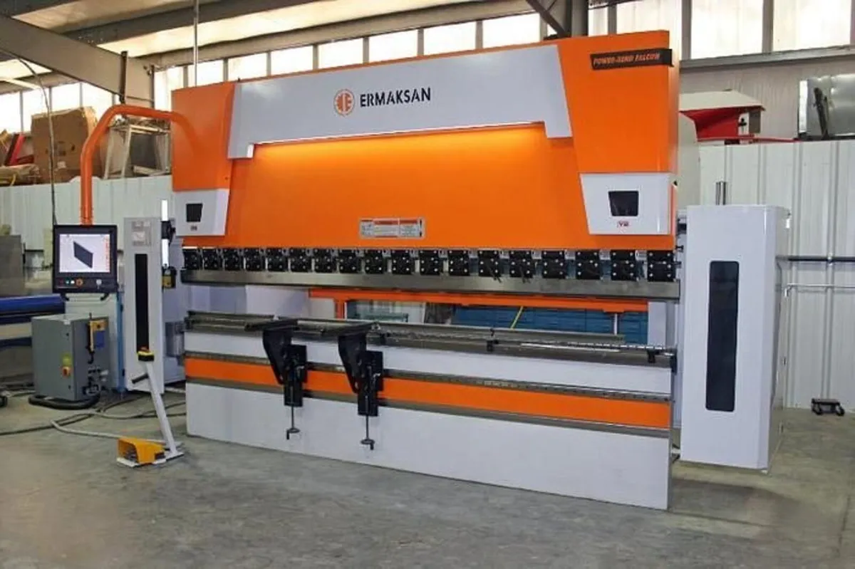 CNC PRESSBRAKE