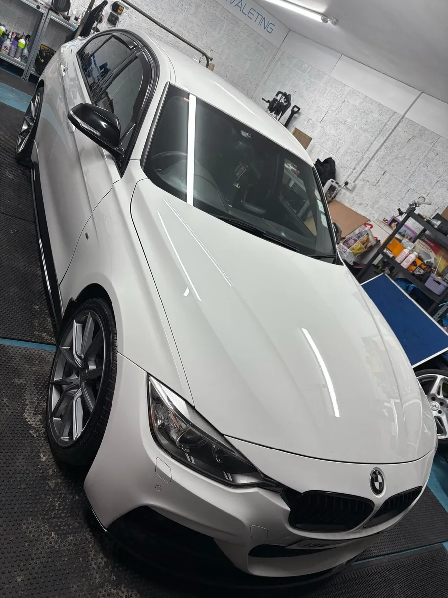 BMW F30 - Image 2