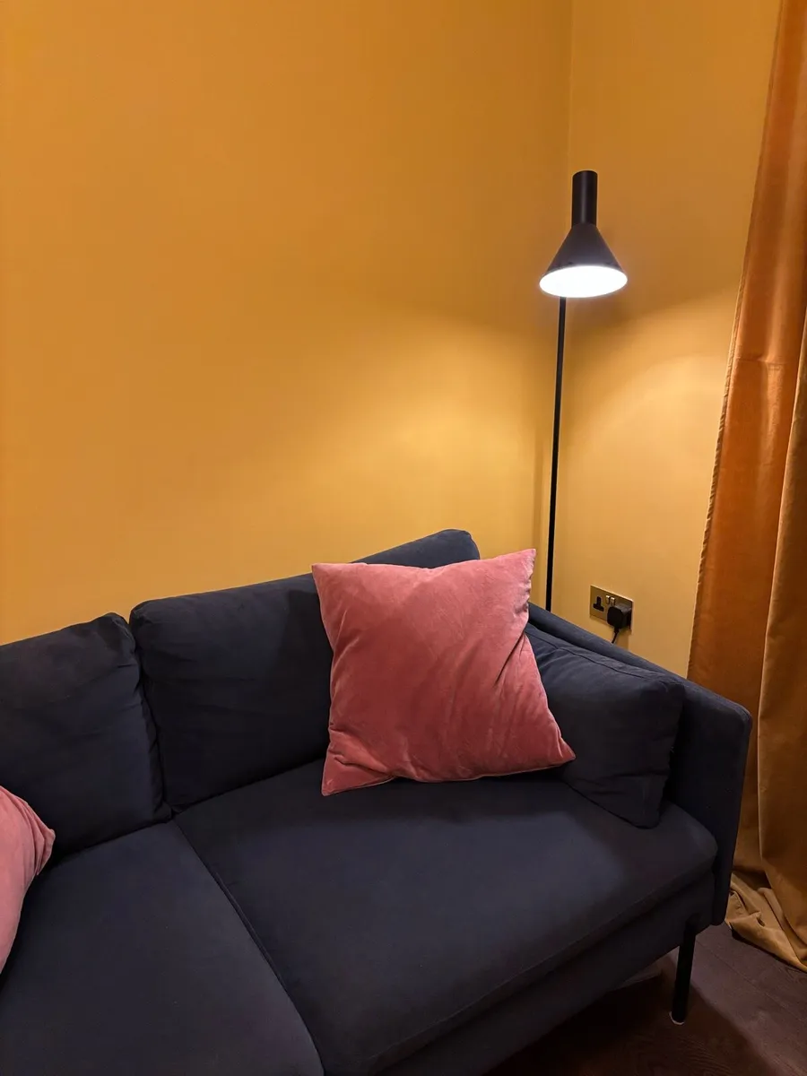 Sofa 2.5 seater Dark Blue velvet - Image 2