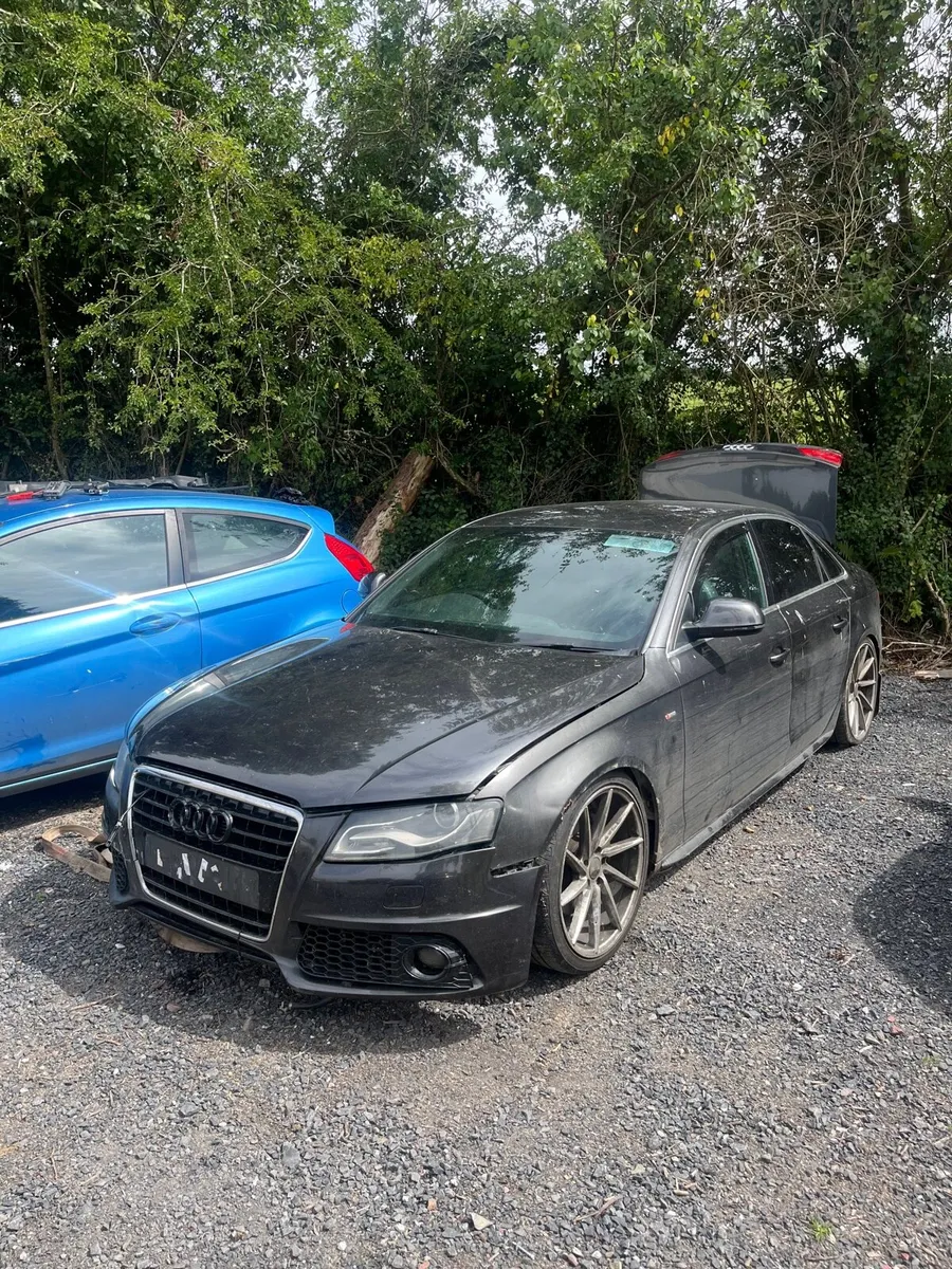 2009 S-Line Audi A4 Breaking - Image 2
