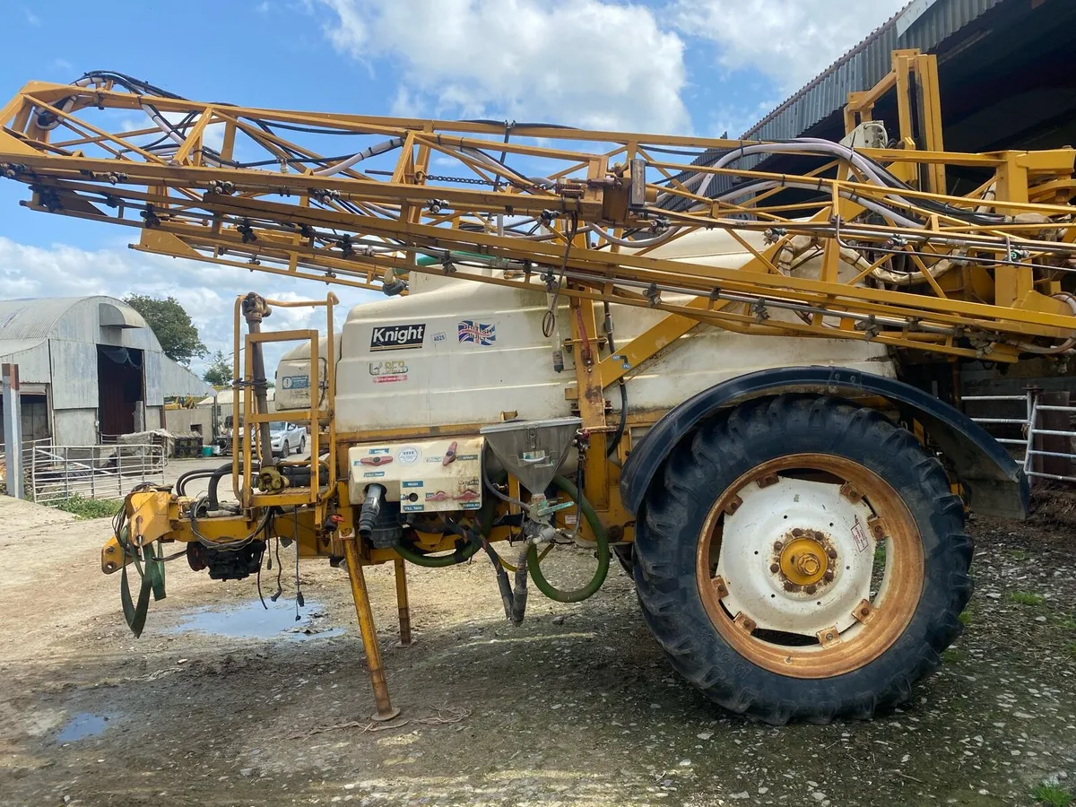 Knights sprayer - Image 2
