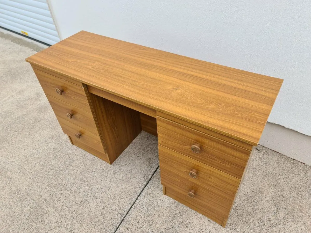Desk - Image 1