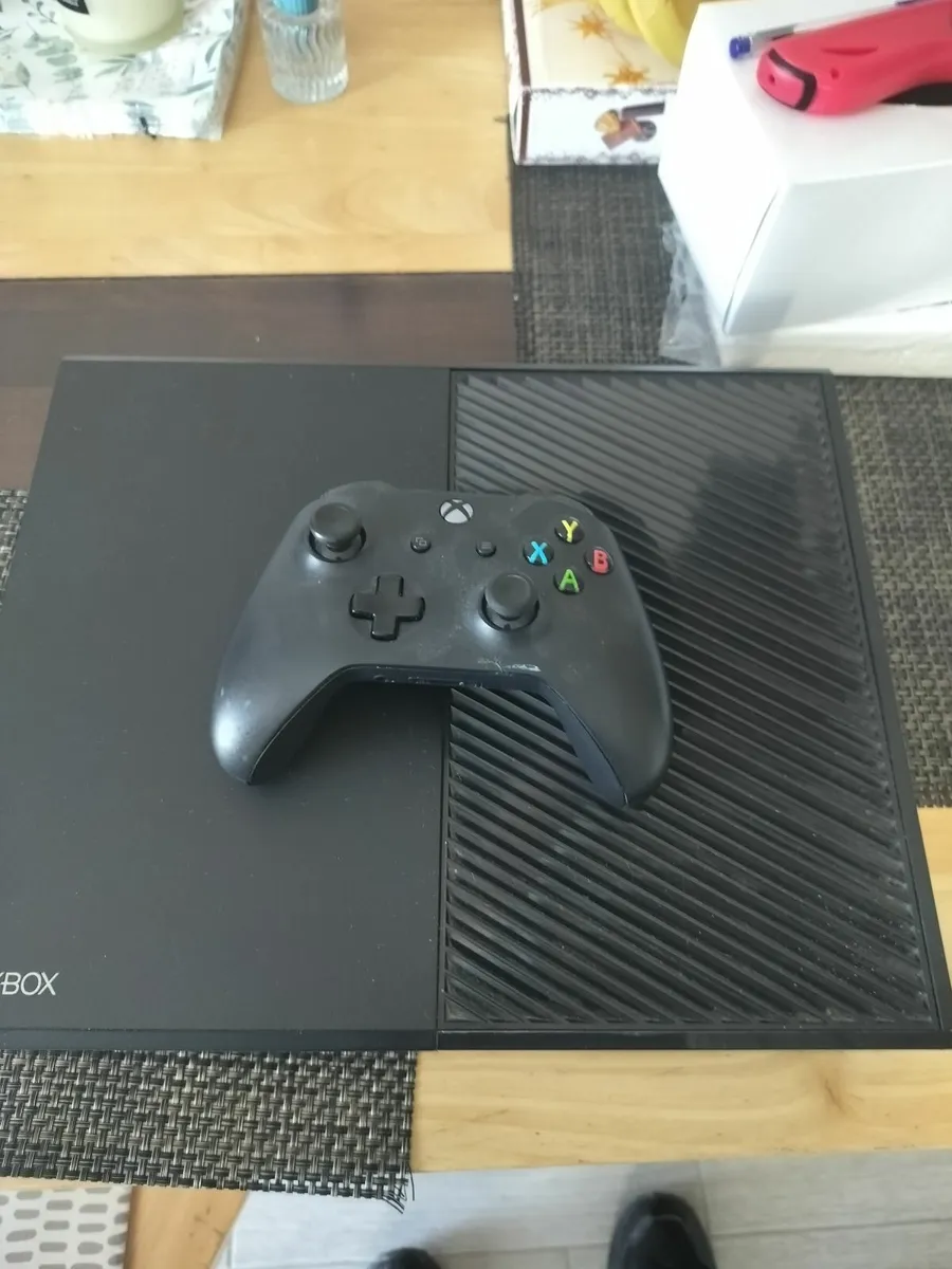 Xbox one 500gb, games - Image 1
