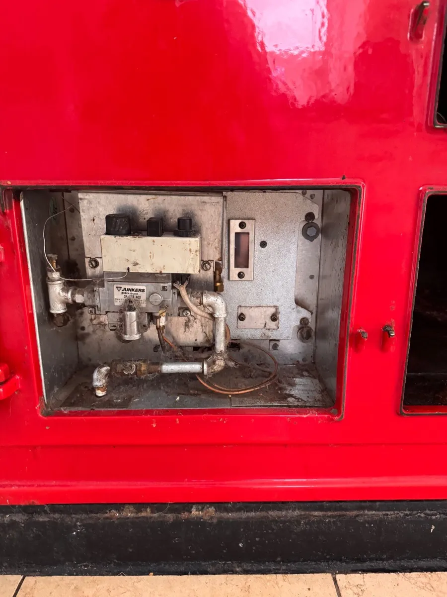 AGA (3 door, gas fired) - Image 2