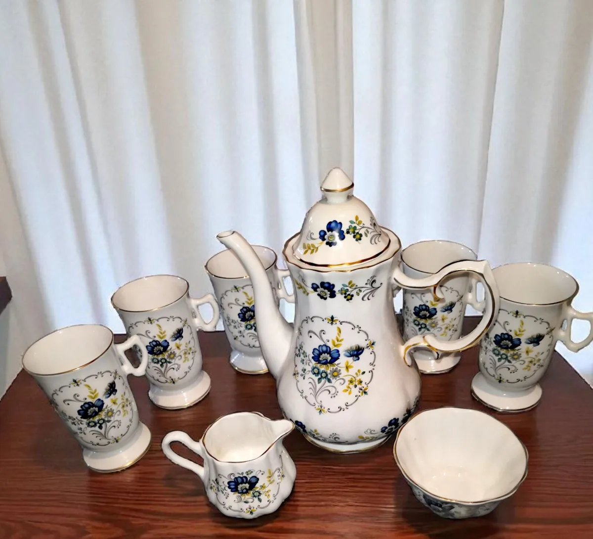 Royal Tara Blue Cornflowers set - Image 1