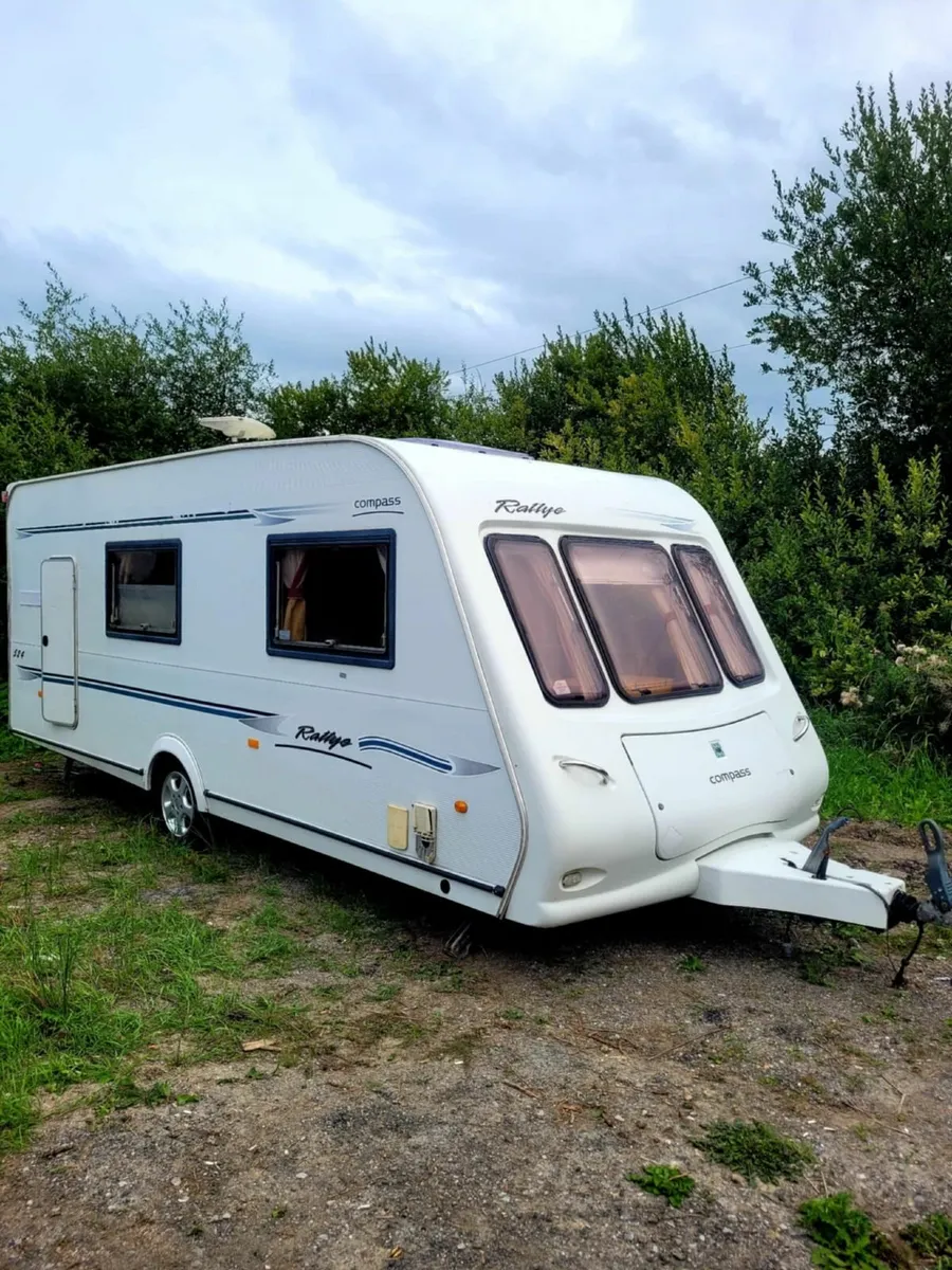 Caravan - Image 2