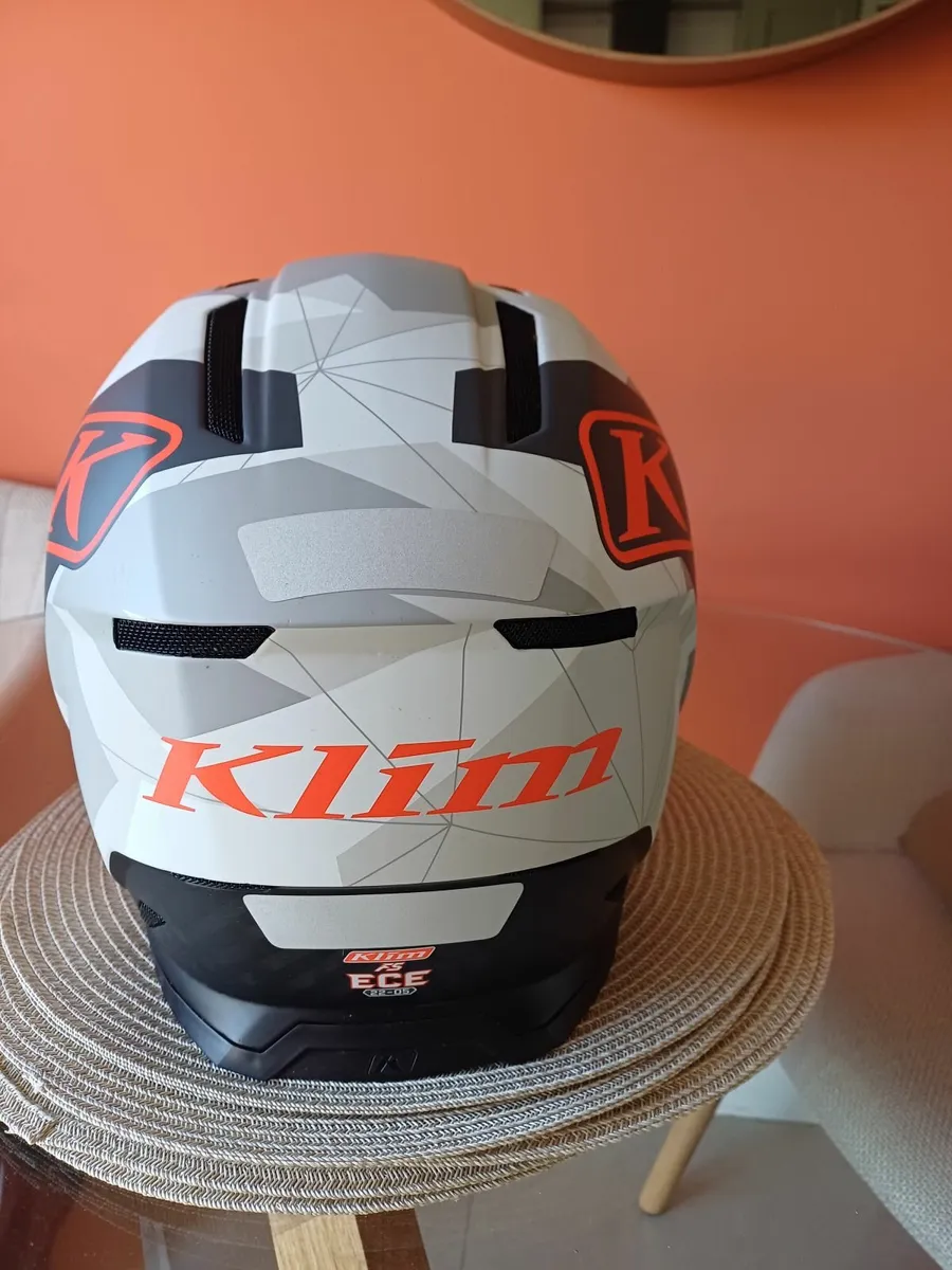 Klim  F5 full carbon helmet - Image 3