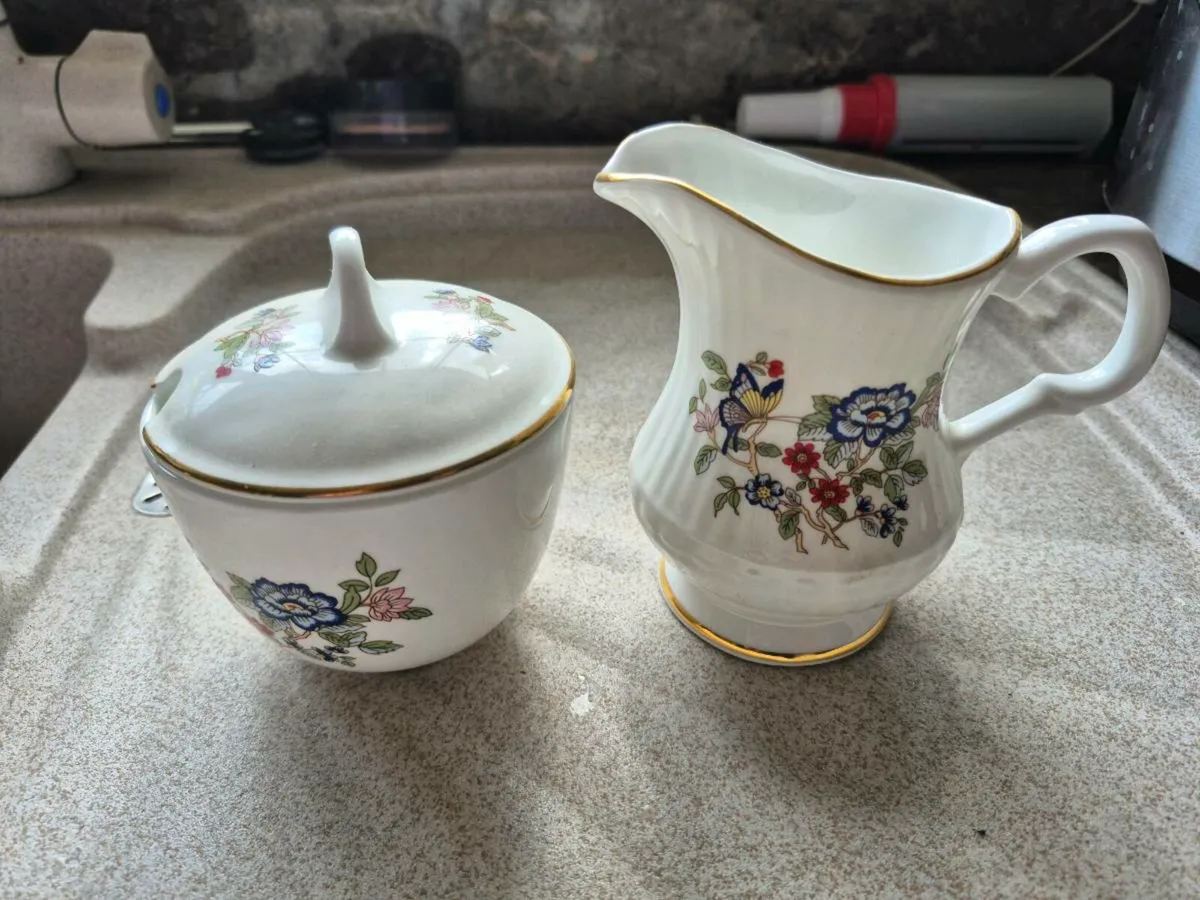 Royal tara jug and Sugar bowl - Image 1