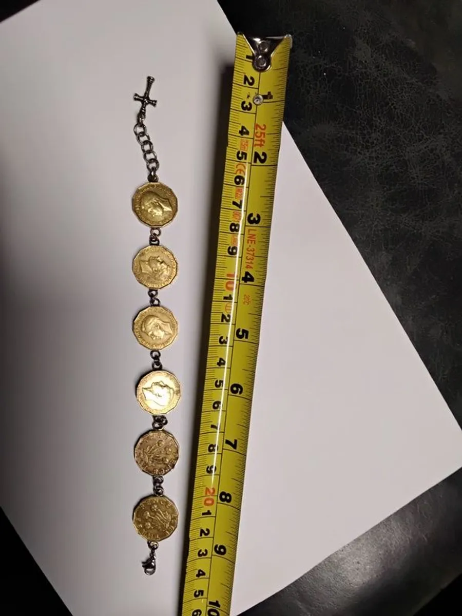 Antique three pence coin bracelet - Image 1