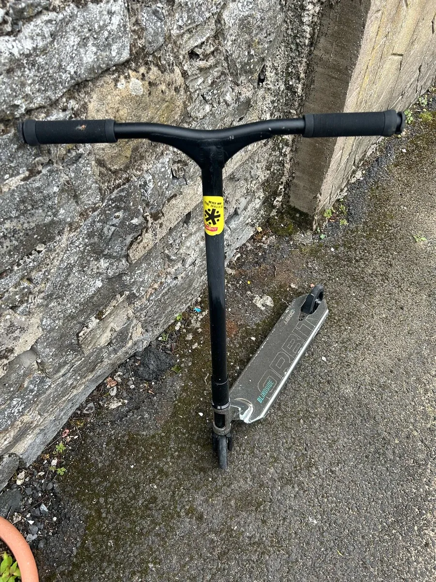 Blindside Orbit Stunt Scooter - Image 2