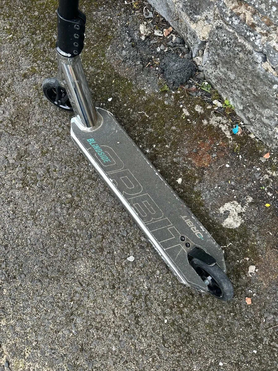 Blindside Orbit Stunt Scooter - Image 3