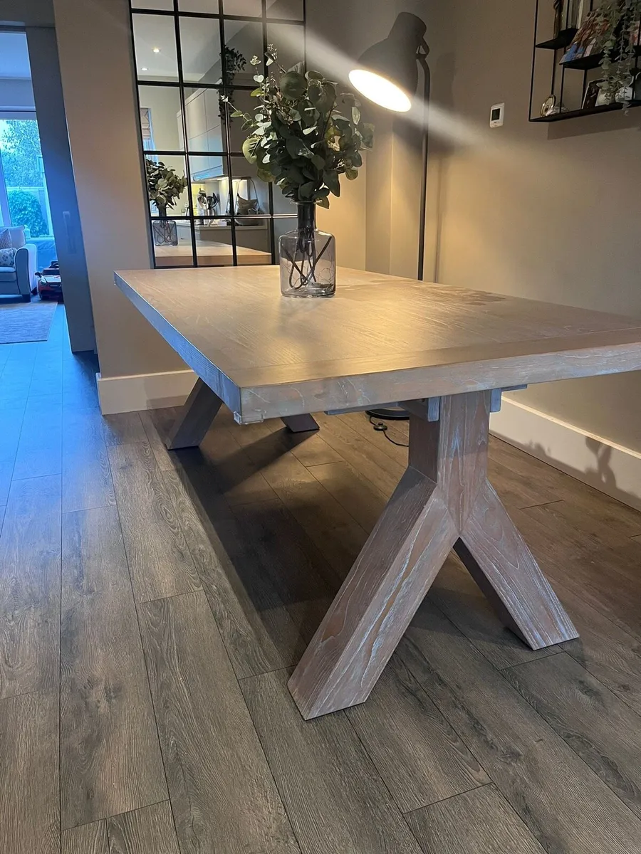 Horsen Dining table - Image 1