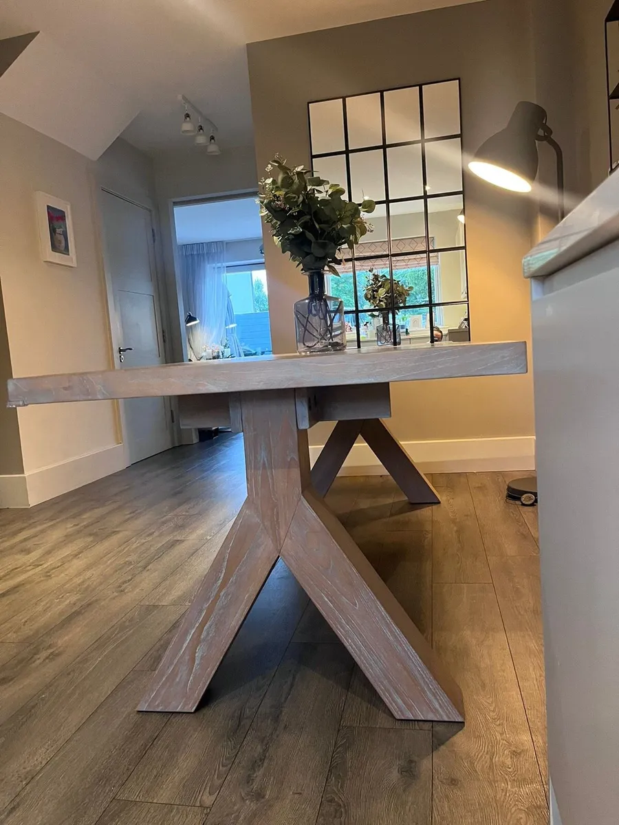 Horsen Dining table - Image 2