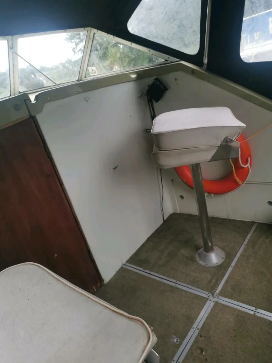 Boat cruiser - Image 3