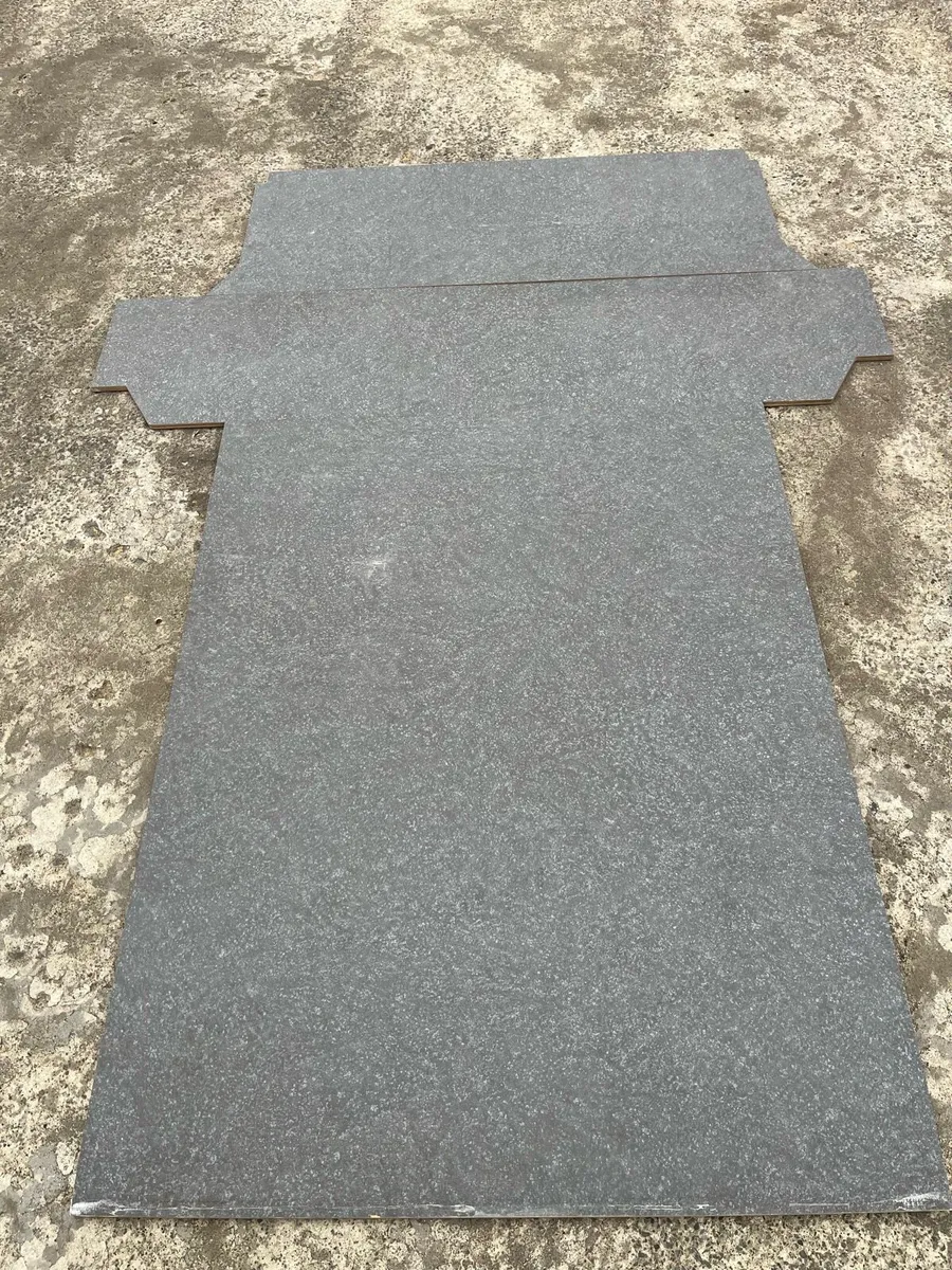 Renault trafic crew van floor - Image 1