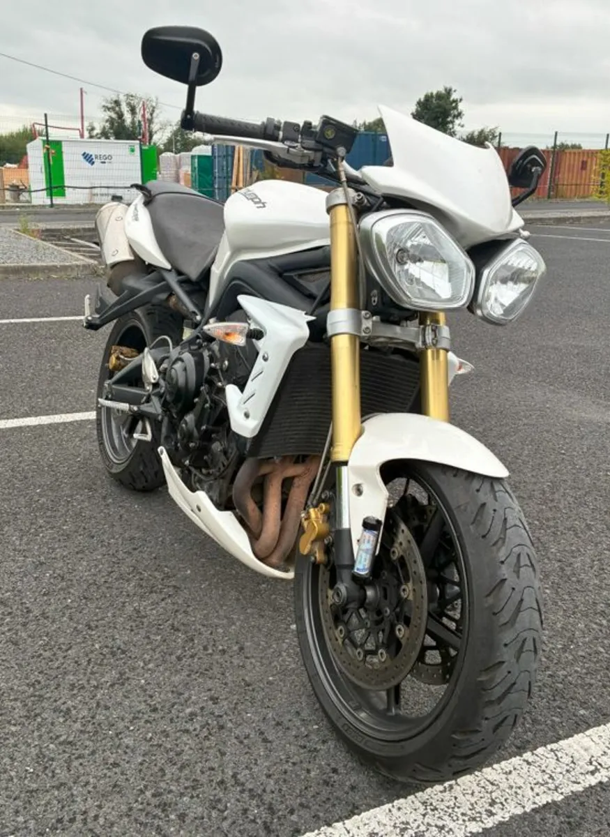 Triumph Street Triple 675 (swap) - Image 3
