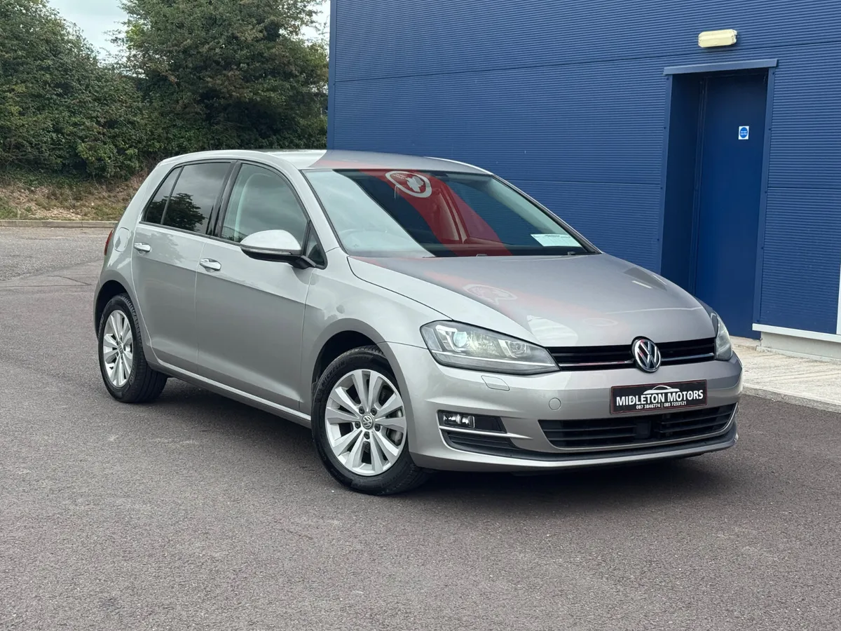 162 VW Golf TSI DSG Automatic High spec - Image 2