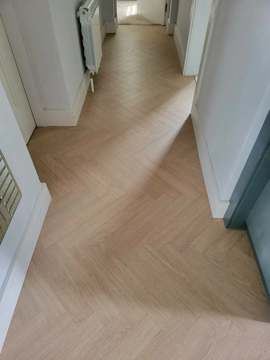 Light Oak Laminate - Image 2