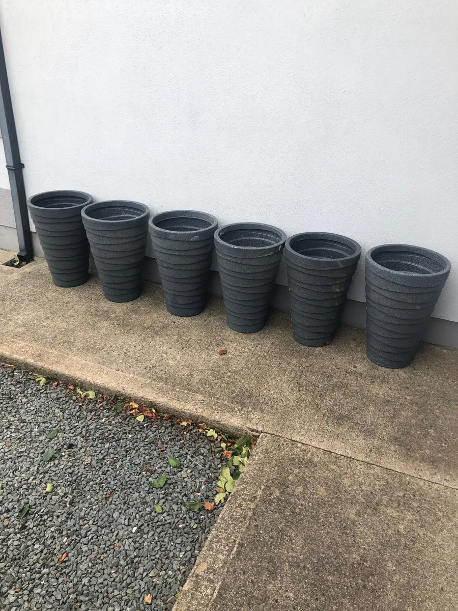 6 new granite look alike planting pots