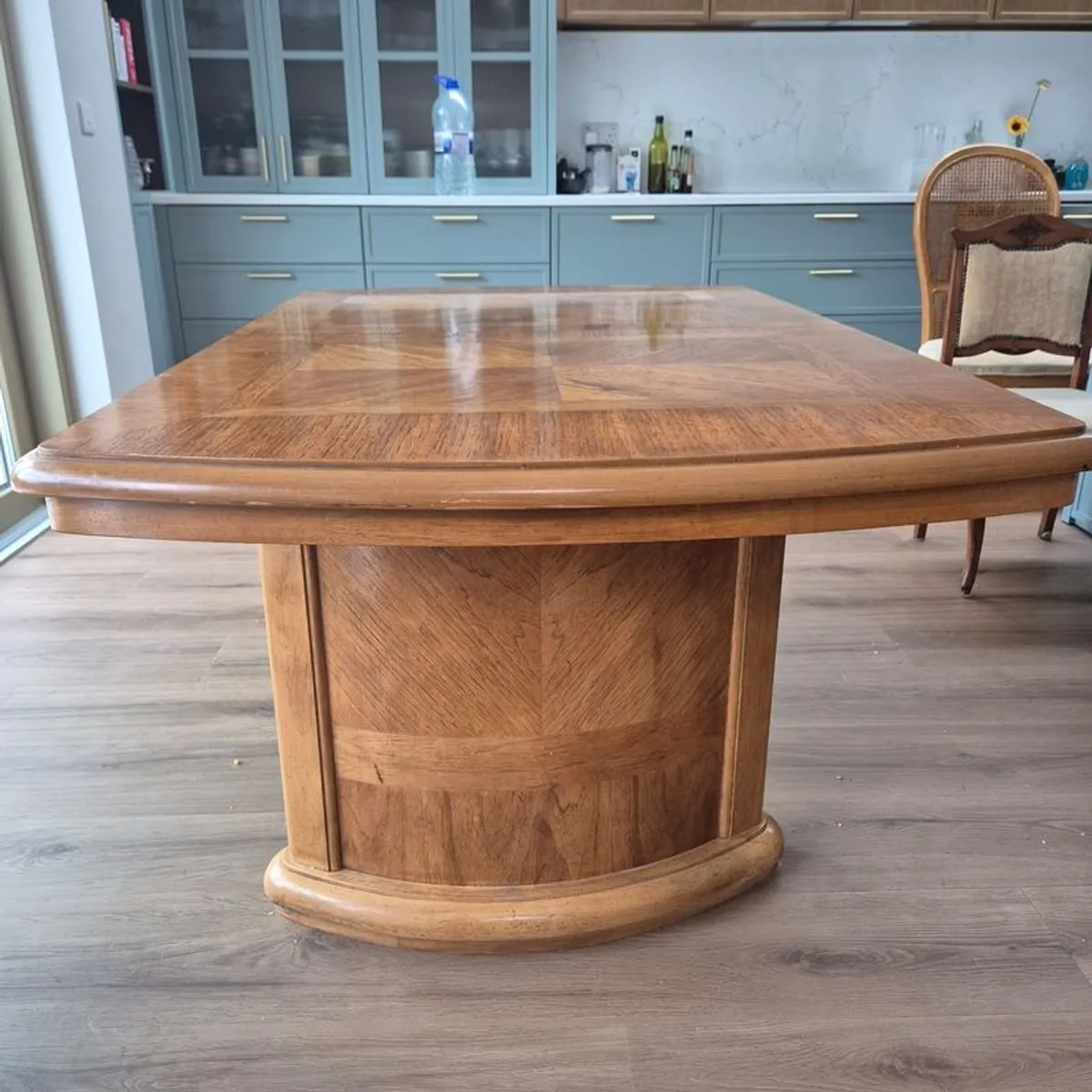 dinning table - beautiful Canadian maple wood - Image 2
