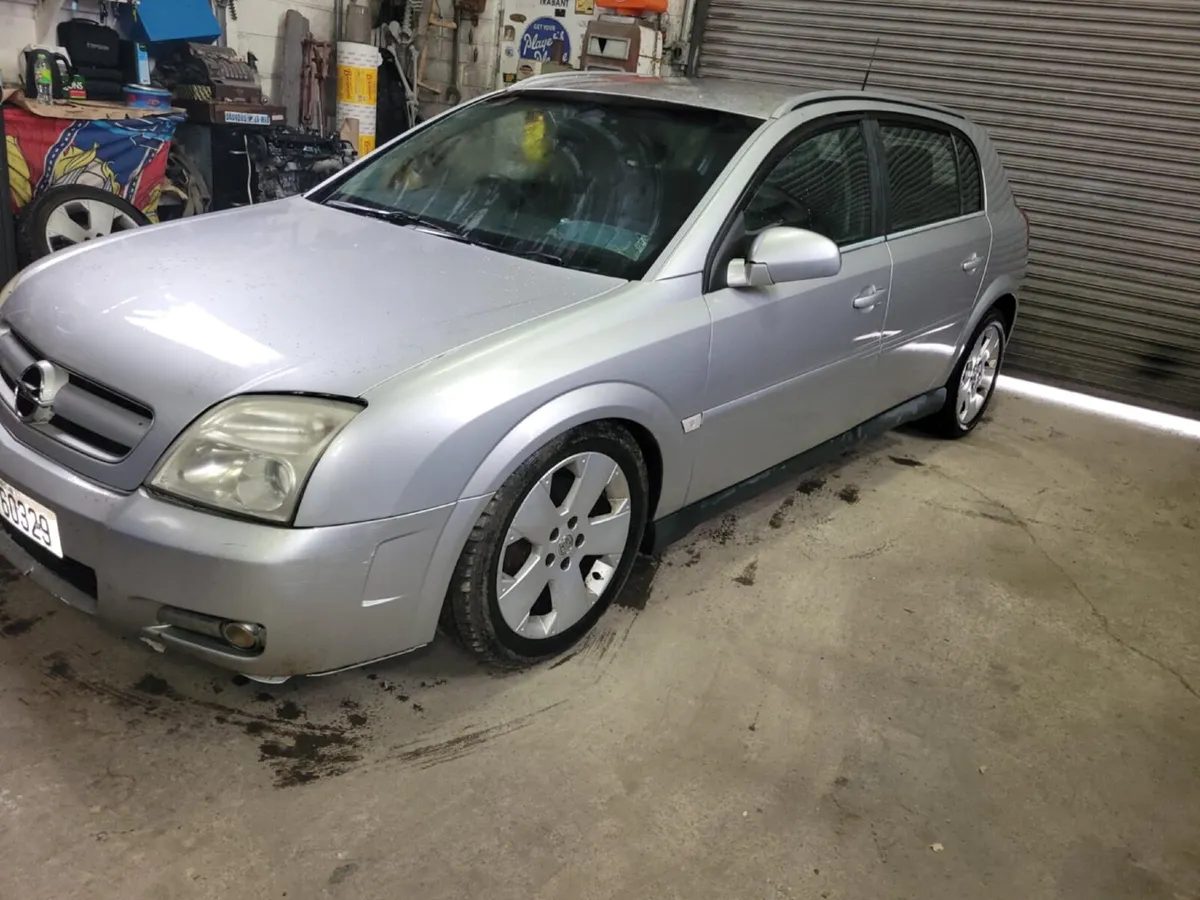 Rare...Opel Signum 2.0 Turbo Petrol - Image 1