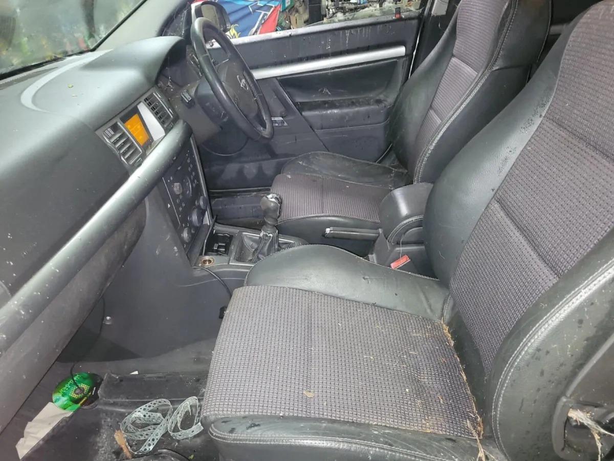 Rare...Opel Signum 2.0 Turbo Petrol - Image 2