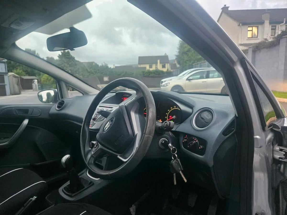 09 diesel Ford fiesta nct and tax - Image 3