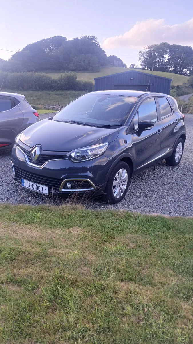 Renault Captur 2017 1.2 Auto. - Image 2