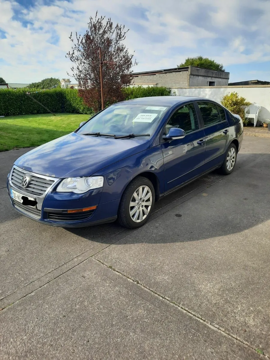 Volkswagen Passat 2006 - Image 1