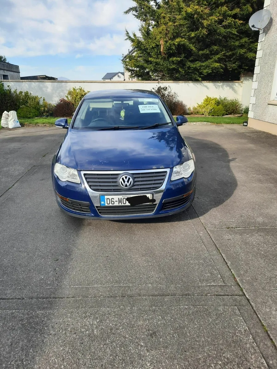 Volkswagen Passat 2006 - Image 2