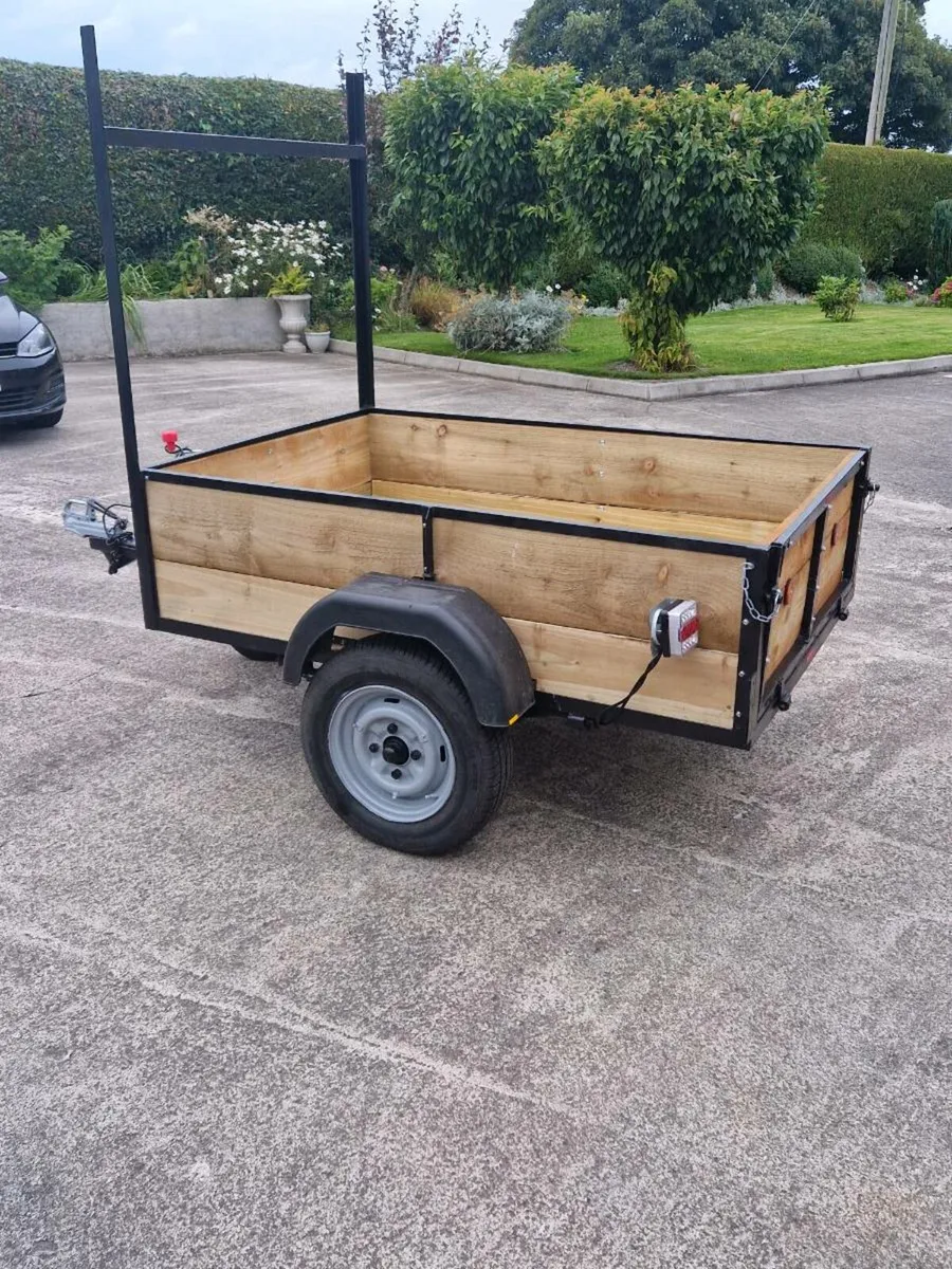 Trailer - Image 1
