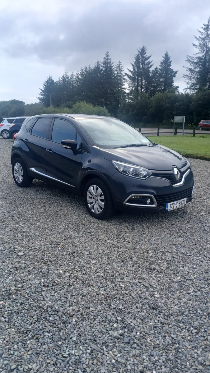 Renault Captur 2017 1.2 Auto. - Image 1