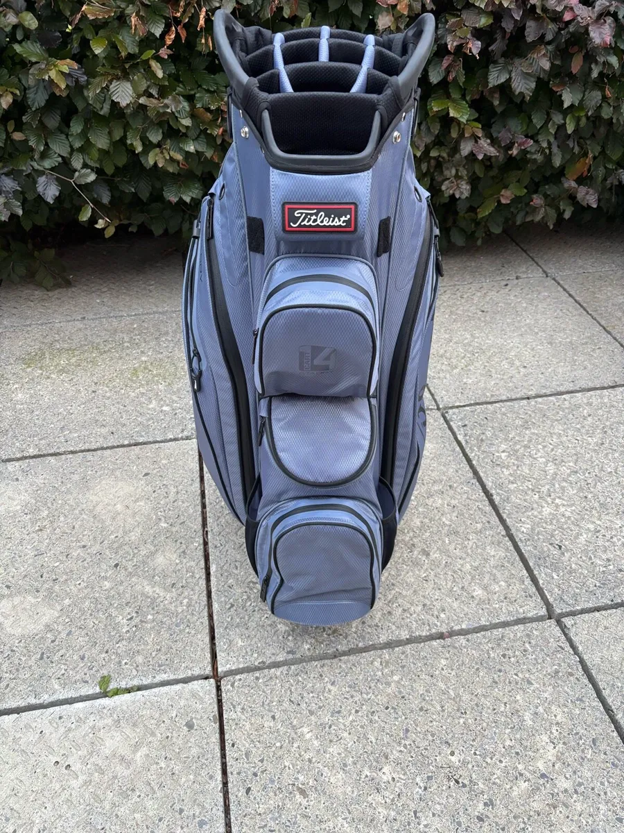 Titleist Golf Bag - Image 3