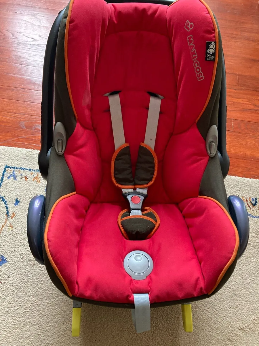 Maxi-Cosi infant car seat - Image 1