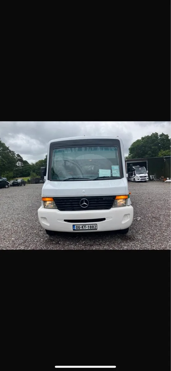 Mercedes Vario 29 seater Euro body - Image 1