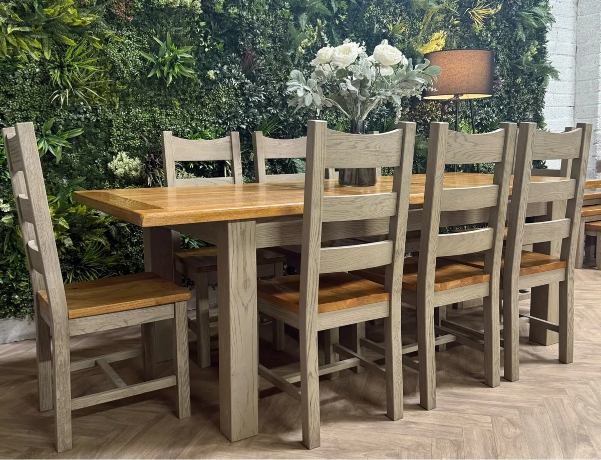 Large extending oak kitchen table & 8 chairs - Image 2