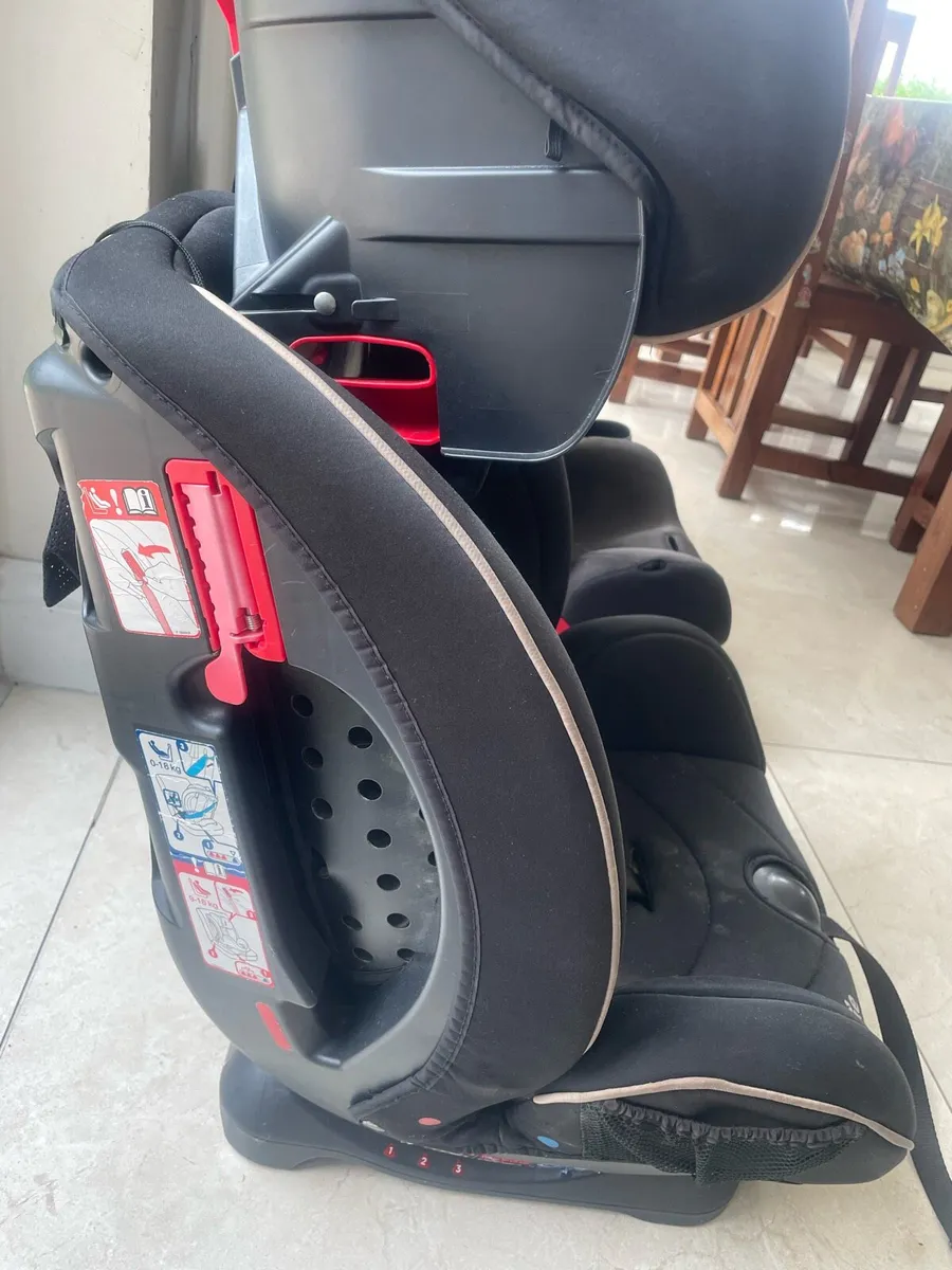 Car seat for sale - Image 3