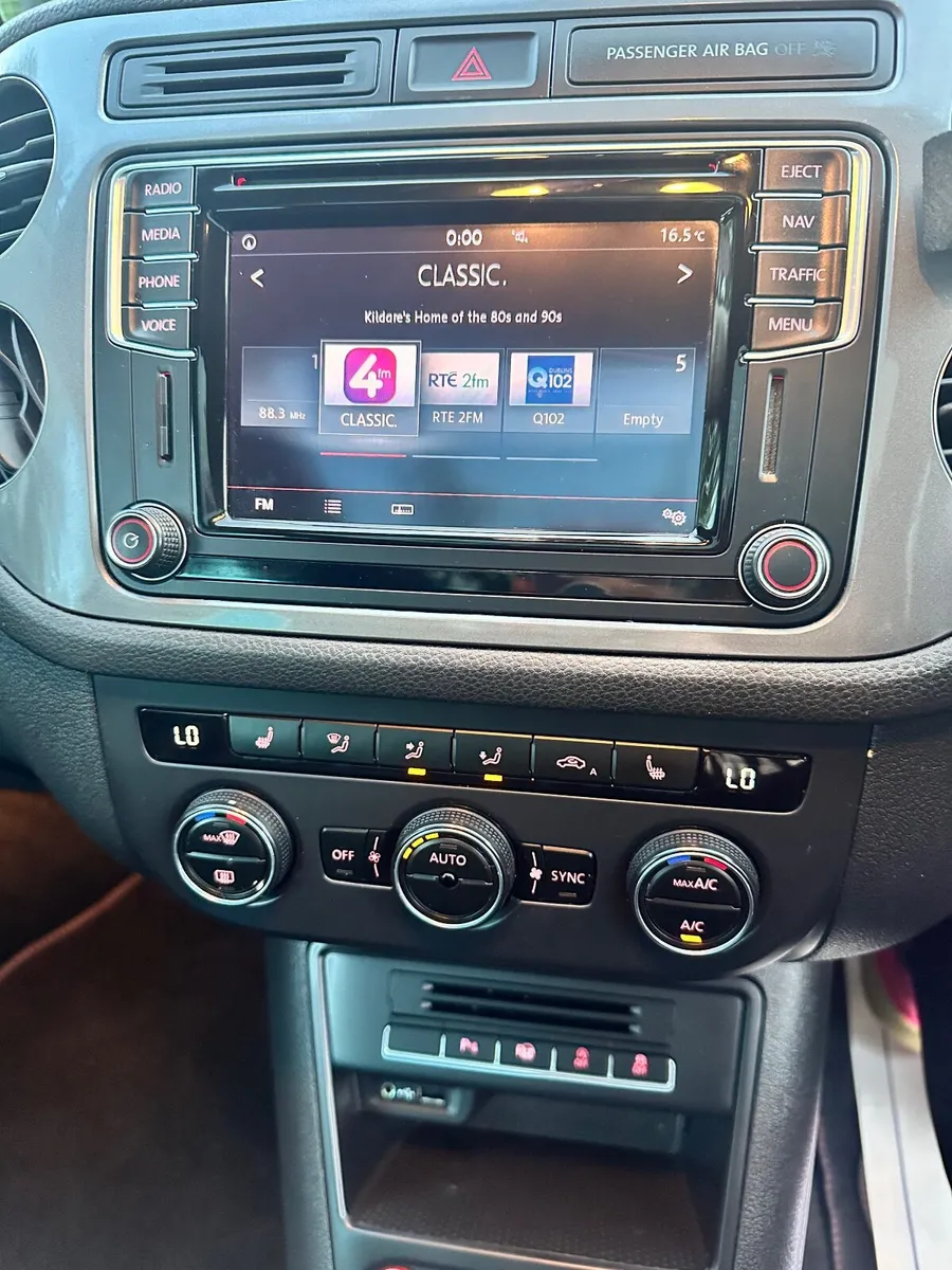 Volkswagen Tiguan 2016 - Image 4