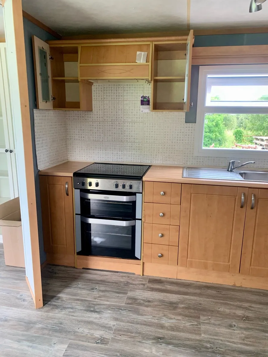 Mobile Home 38ft x 12ft - Image 3