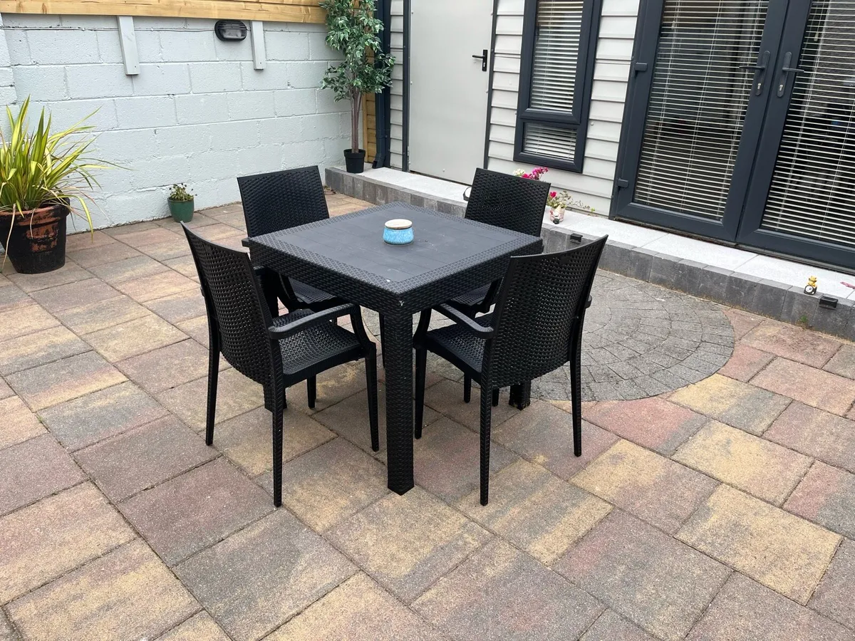 Garden Table And Chairs