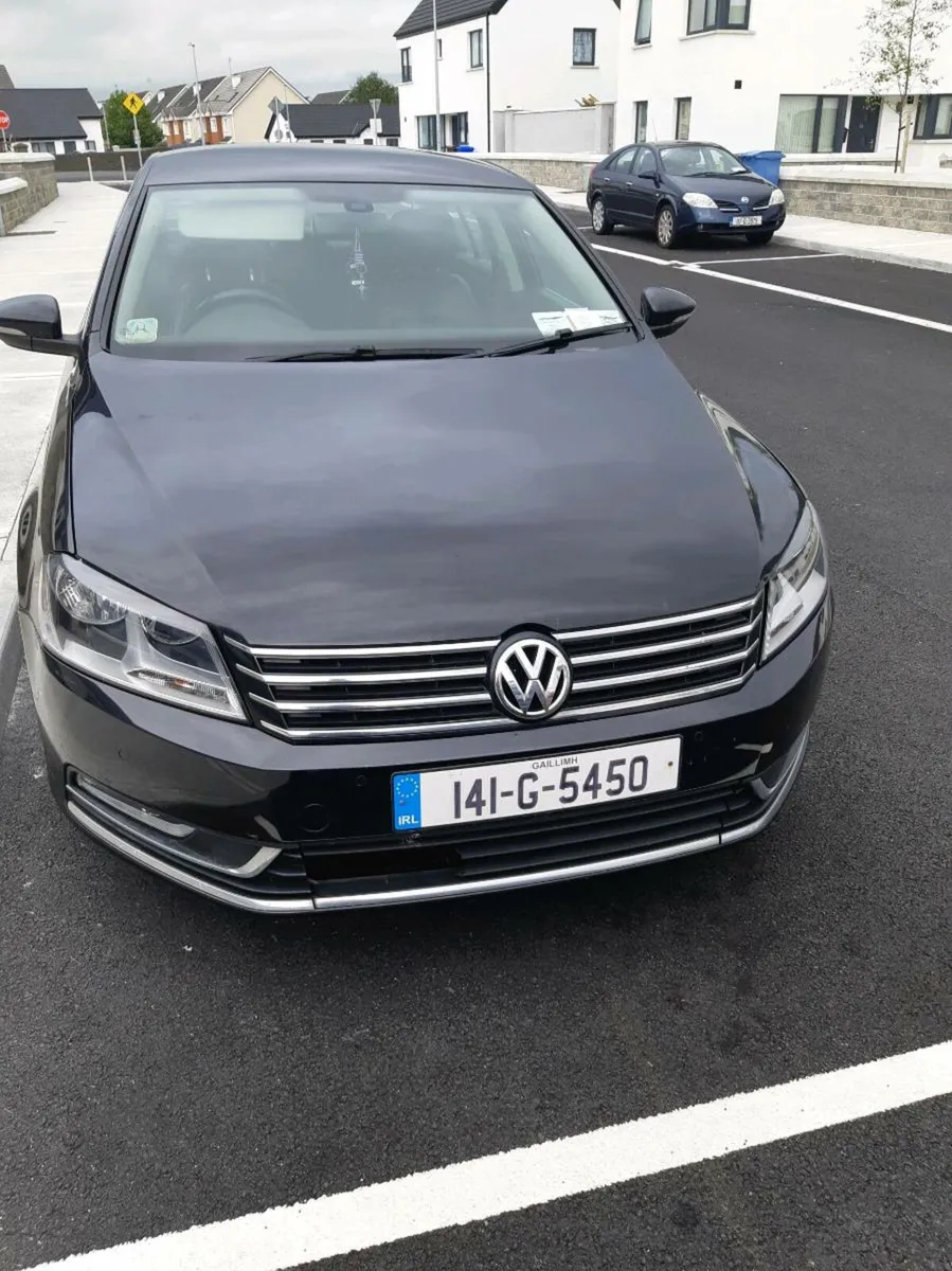 VW  Passat - Image 1