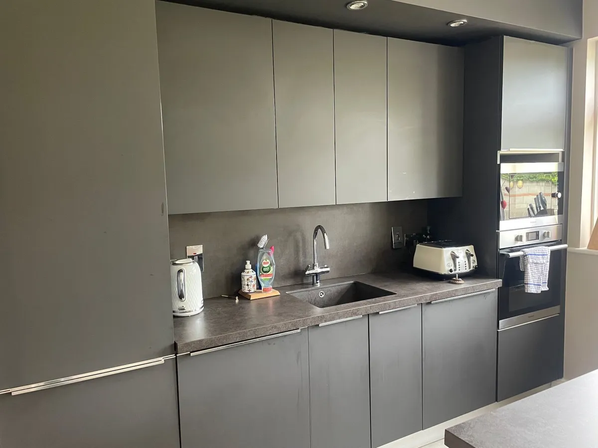 Kitchen - Image 1