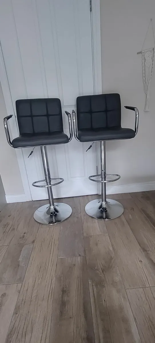 Stool - Image 3